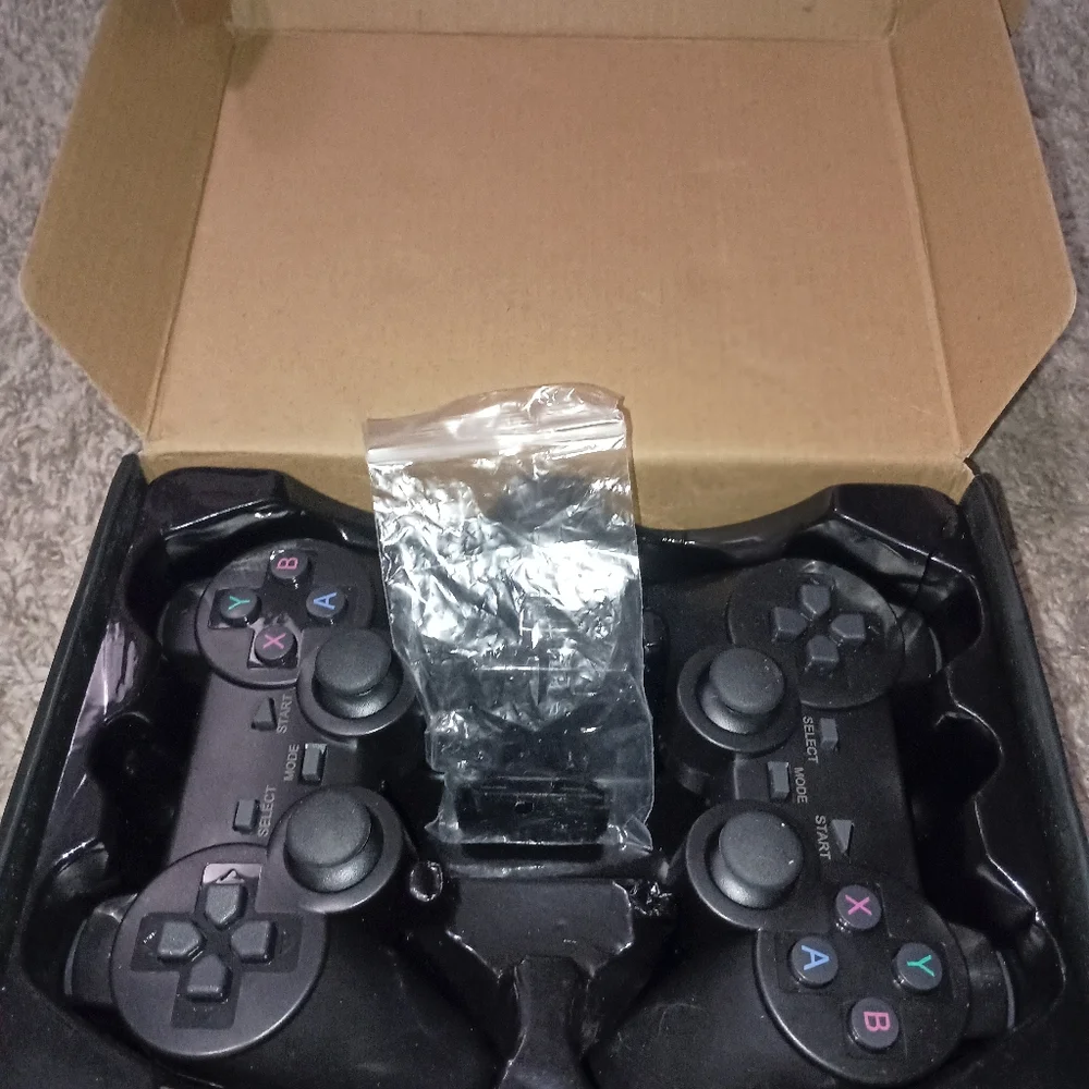 2.4G Wireless Controller Gamepad‎ Lite - 2 New Controllers, Missing GAME STICK